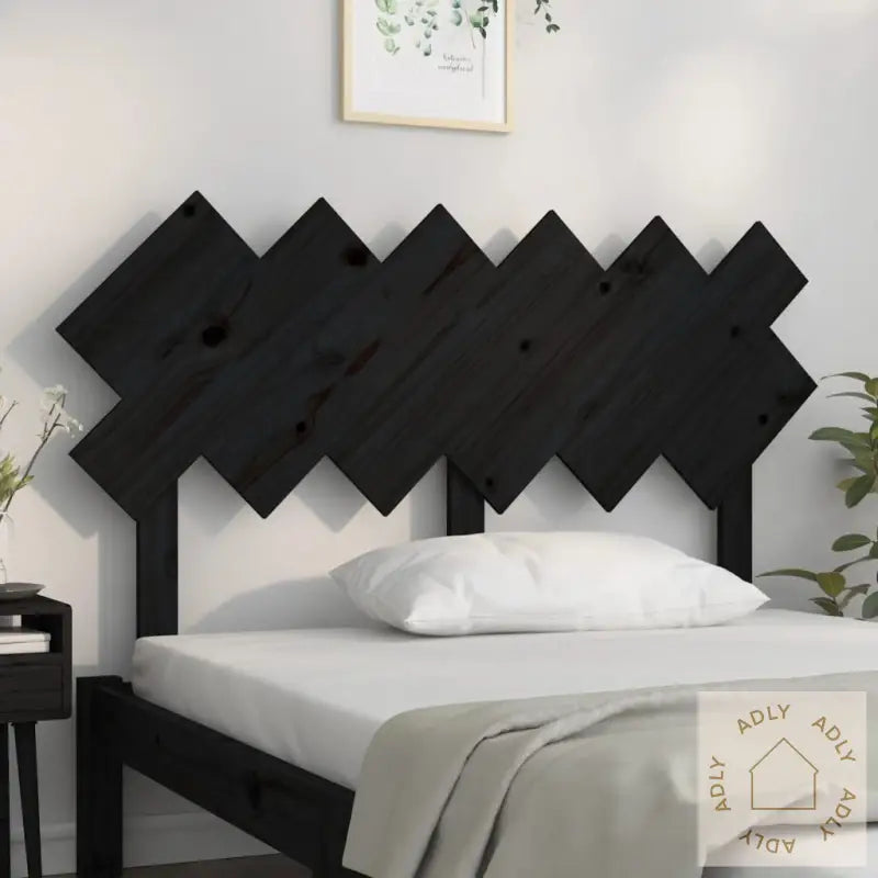 Sengegavl Svart 132X3X81 Cm Heltre Furu