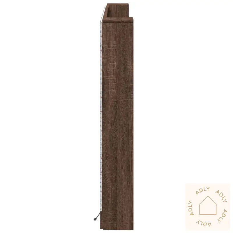 Hodegavl Skap Med Led Brun Eik 180X16,5X103,5 Cm