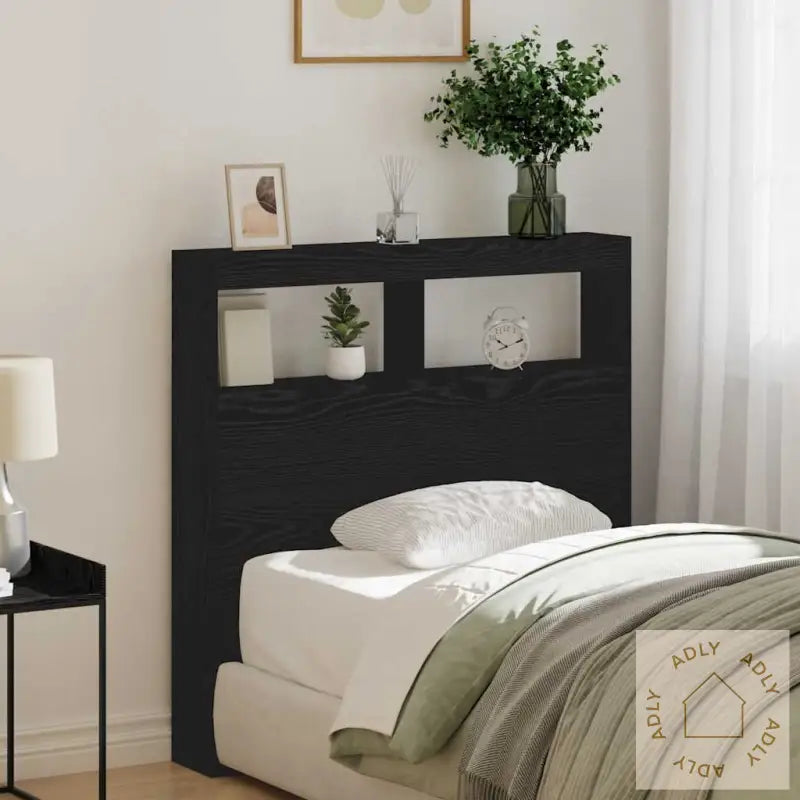 Hodegavl Skap Med Led Svart Eik 100X17X102 Cm