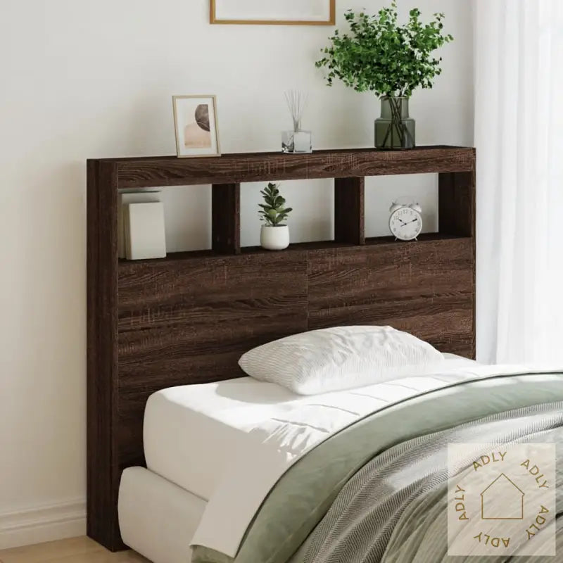 Hodegavl Skap Med Led Brun Eik 120X17X102 Cm