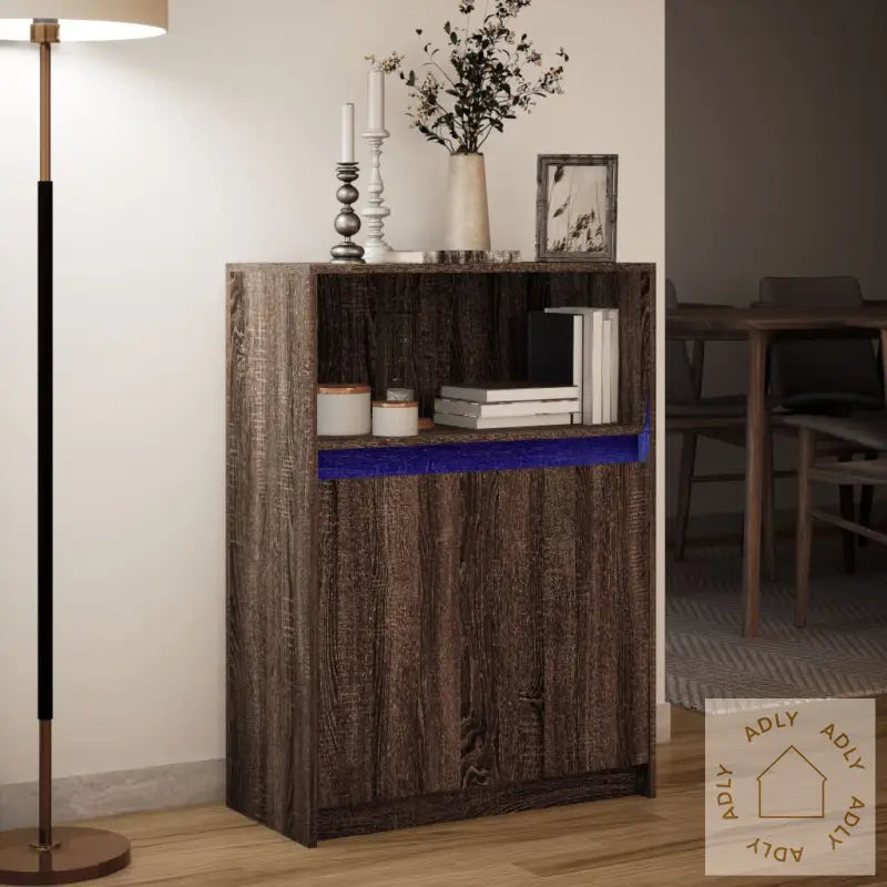 Skjenk Med Led Brun Eik 72X34X100 Cm Konstruert Tre