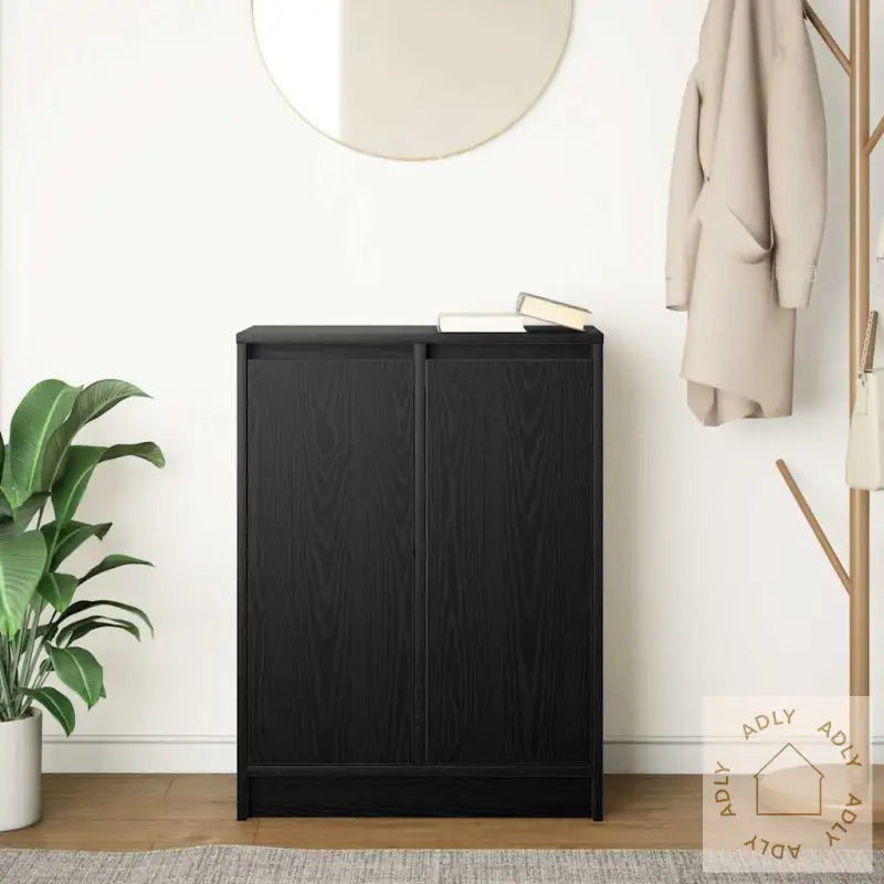 Skjenk Svart Eik 57X34X76 Cm Konstruert Tre