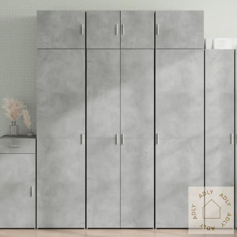Oppbevaringsskap Betonggrå 70X42,5X225 Cm Konstruert Tre