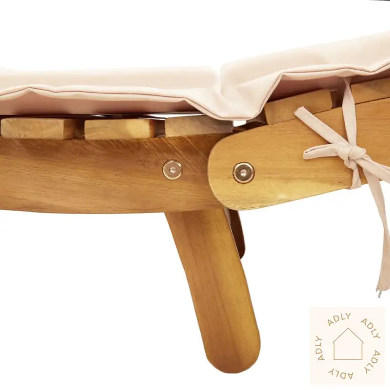 Solseng Med Pute Beige Heltre Akasie