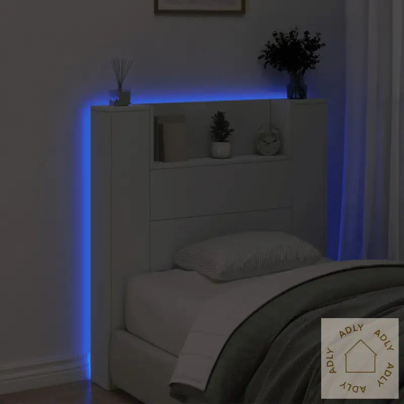 Hodegavl Skap Med Led Hvit 100X16,5X103,5 Cm