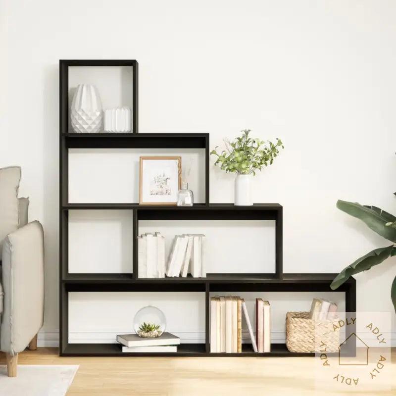 Bokhylle 4 Etasjer Svart 143,5X29X143,5 Cm Konstruert Tre