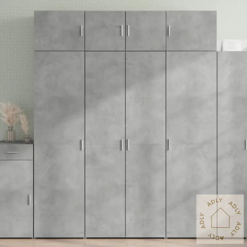 Highboard Betonggrå 80X42,5X185 Cm Konstruert Tre