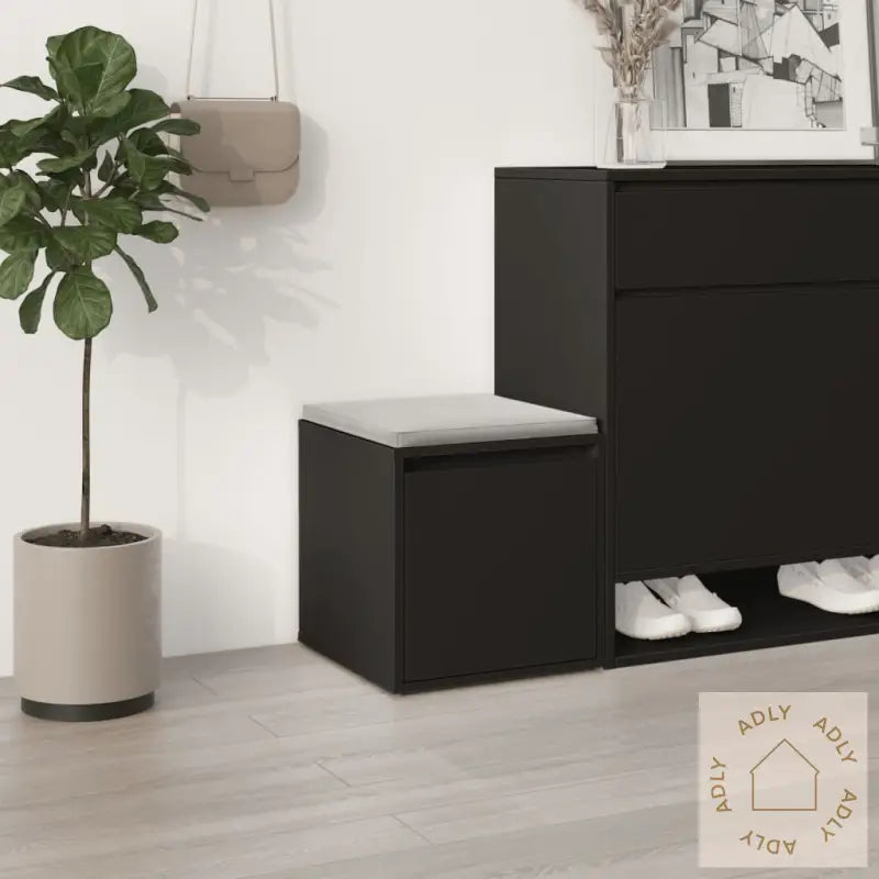 Oppbevaringsskap Svart 40,5X40X40 Cm Konstruert Tre