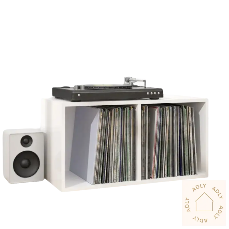 Stilig LP oppbevaringsboks med hvit platespiller setup for hjemmet ditt