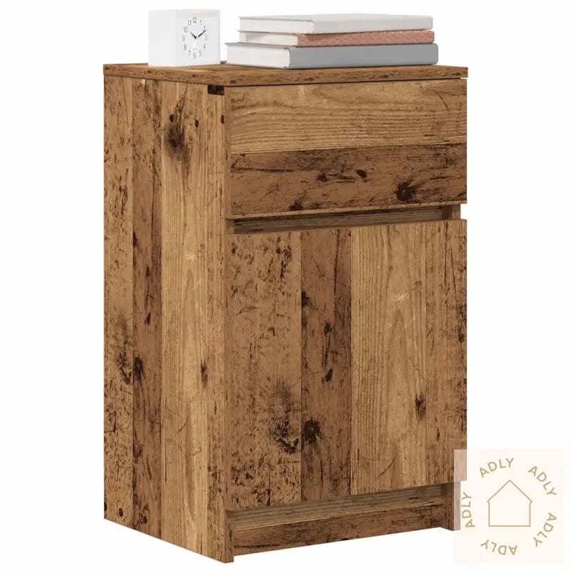 Nattbord Gammelt Tre 39X35X65 Cm Konstruert Tre