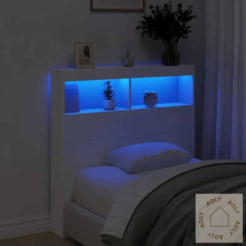 Hodegavl Skap Med Led Hvit 100X17X102 Cm