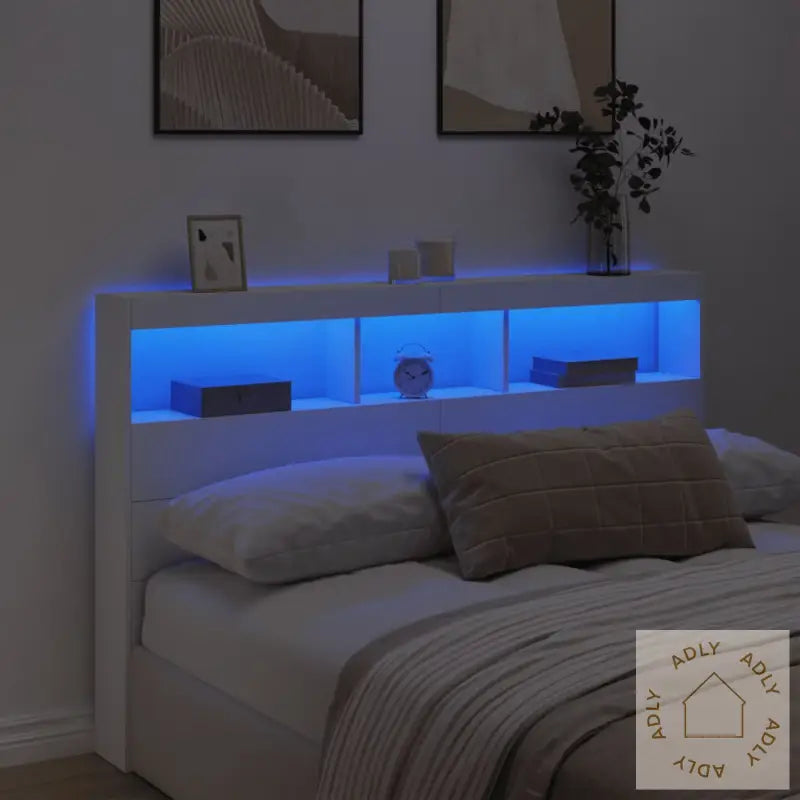Hodegavl Skap Med Led Hvit 160X17X102 Cm