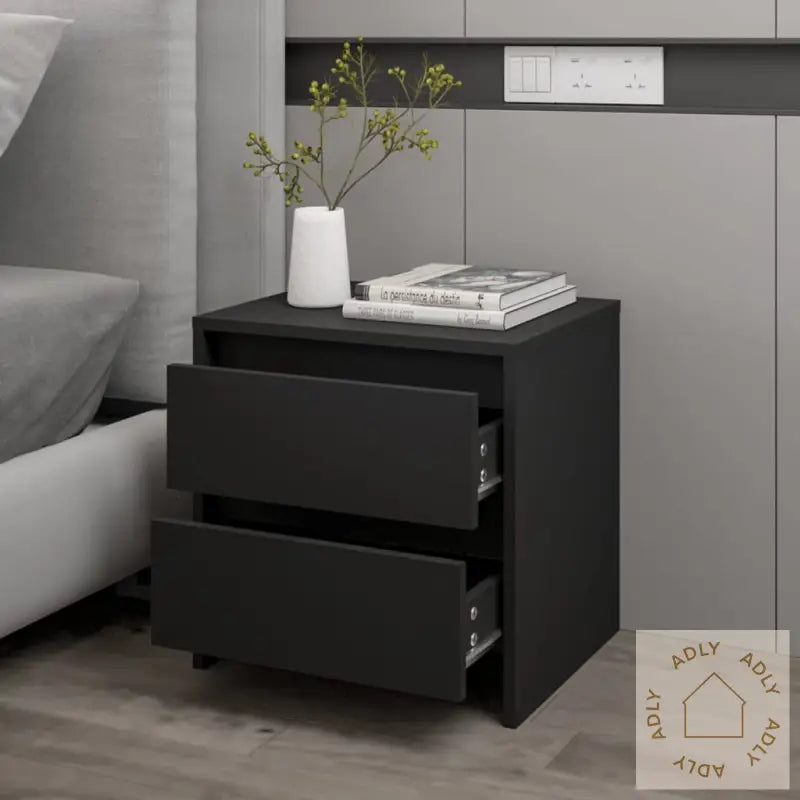 Nattbord Svart 45X34,5X44,5 Cm Konstruert Tre