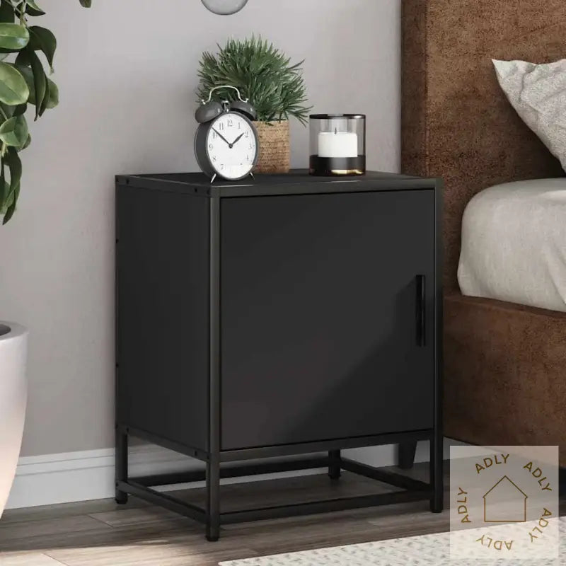 Nattbord 2 Stk Svart 40X31X50 Cm Heltre Furu Og Metall