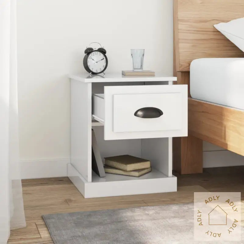 Nattbord Høyglans Hvit 39X39X47,5 Cm Konstruert Tre