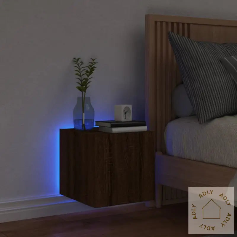 Vegghengt Tv-Benk Med Led Brun Eik 30,5X35X30 Cm