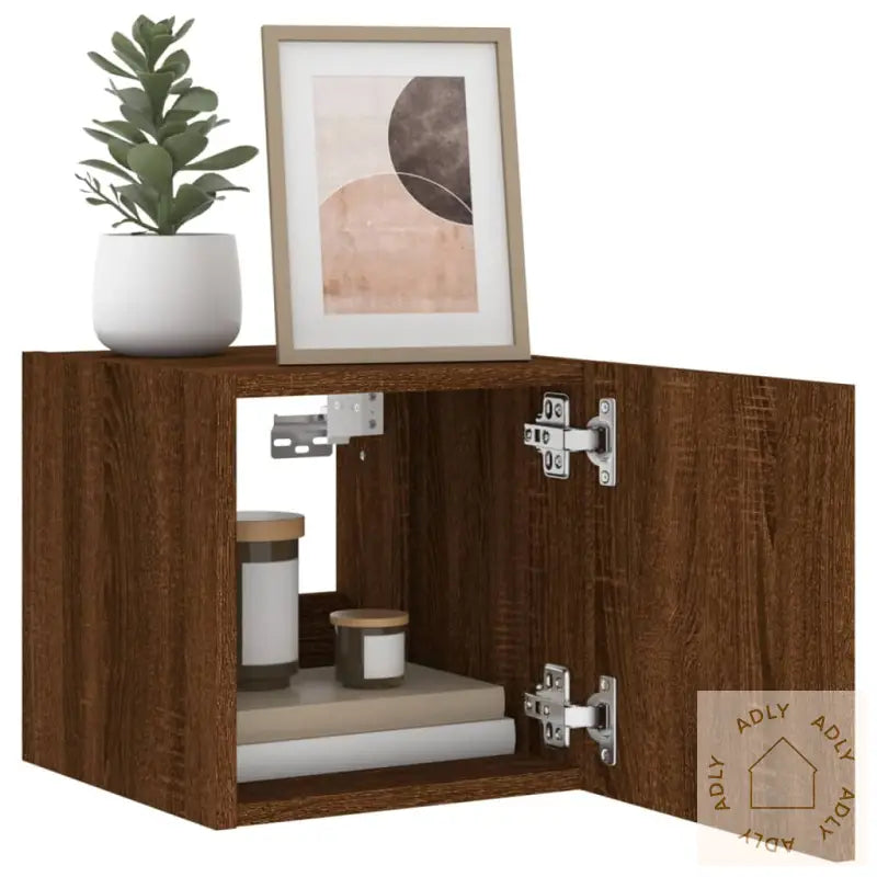 Vegghengt Tv-Benk Med Led Brun Eik 30,5X35X30 Cm