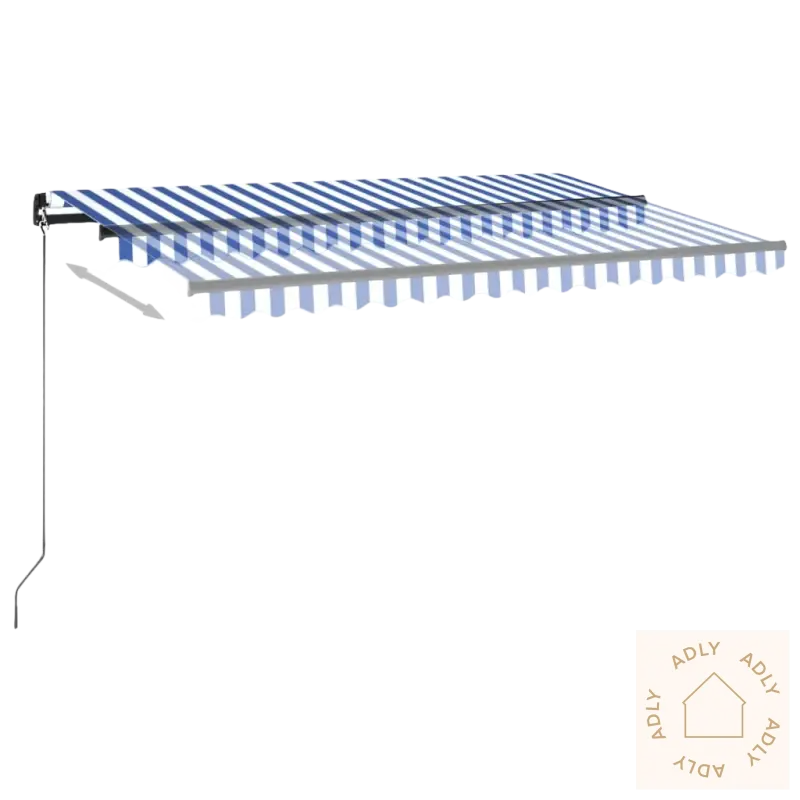 Bilde av uttrekkbare markisen med blå og hvit striper som matcher stilige utendørsmøbler