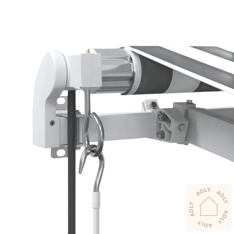 Awning hardware med stripete stoff for uttrekkbare markisen i pulverlakkert aluminium