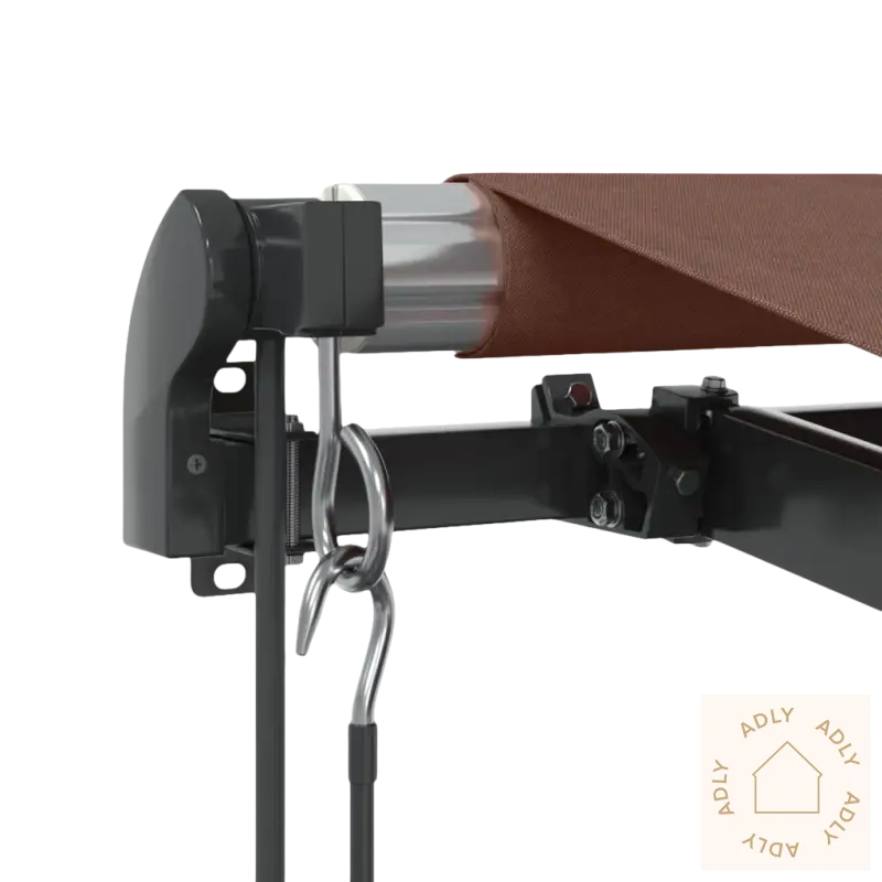 Awning hardware med brunt stoff på uttrkkbare markisen i pulverlakkert aluminium med integrerte LED-lys