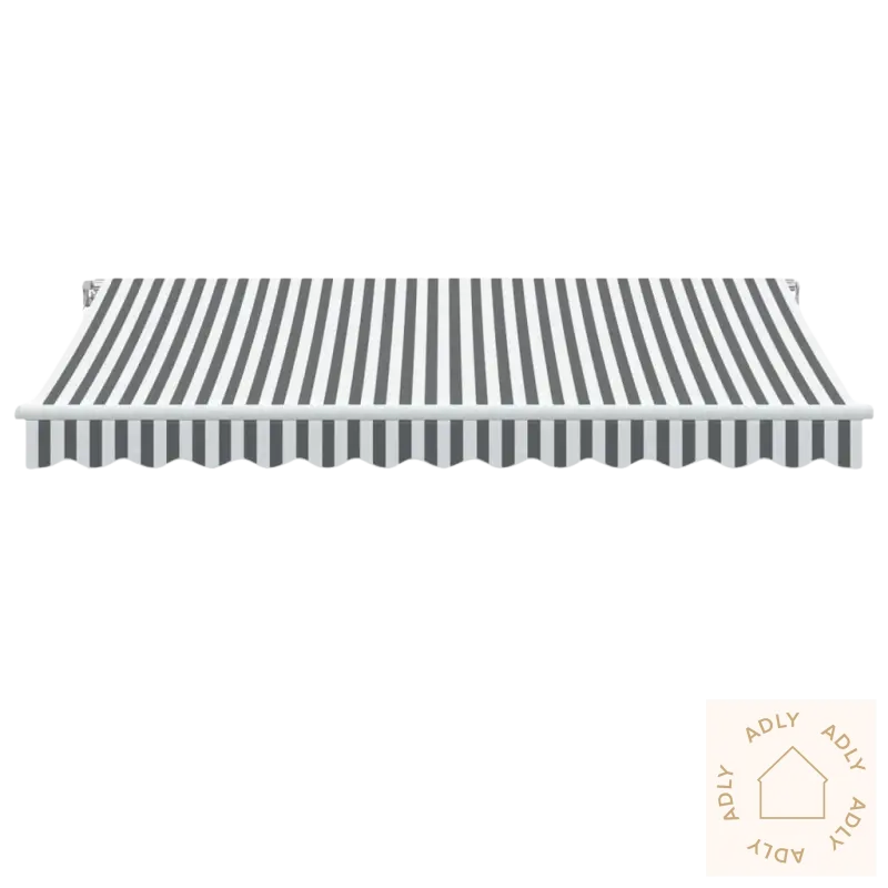 Stripet uttrekkbare markisen i pulverlakkert aluminium beskytter hagemøbler bra