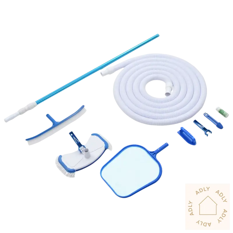 Pool cleaning equipment sett med hvit slange for frittstående bassenger og beskyttende støtfanger