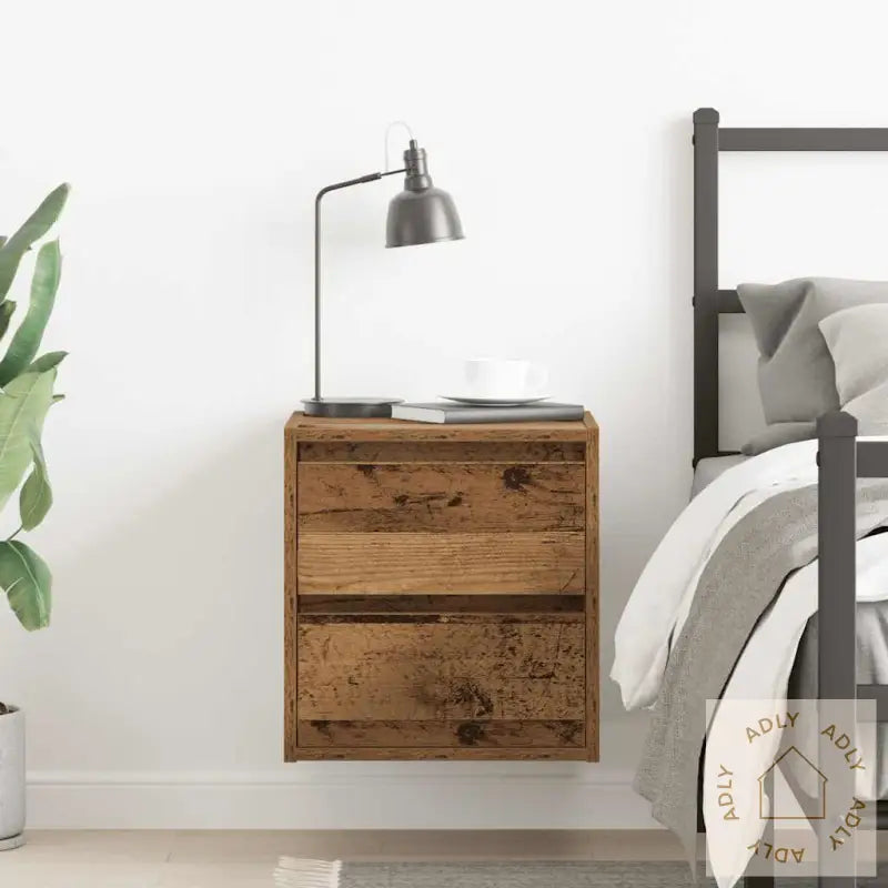 Veggmontert Nattbord Gammelt Tre 38X34X40 Cm