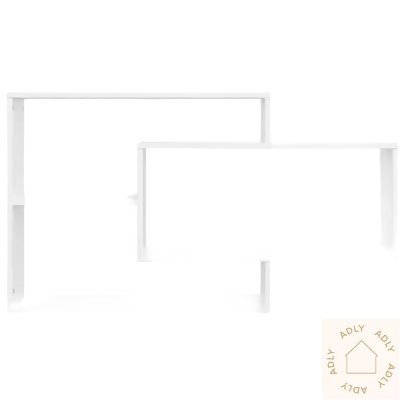 White geometrisk vegg hylle for stilfull lagring hjemme med åpne rom