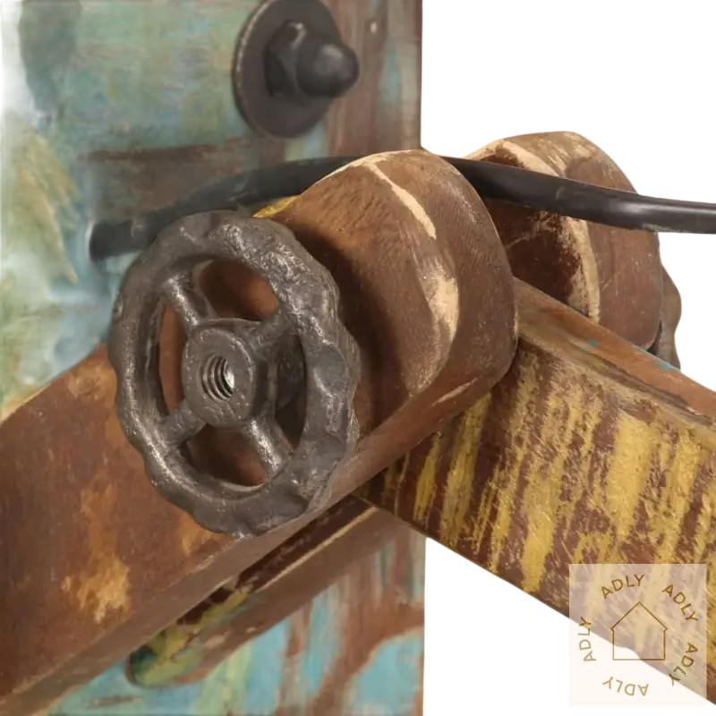 Kraftig industriell vegglampe med justerbar arm og gjenvunnet heltre stil