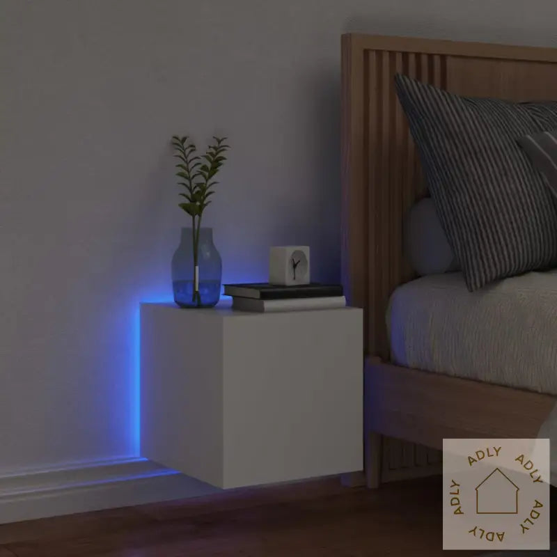 Vegghengt Tv-Benk Med Led Hvit 30,5X35X30 Cm